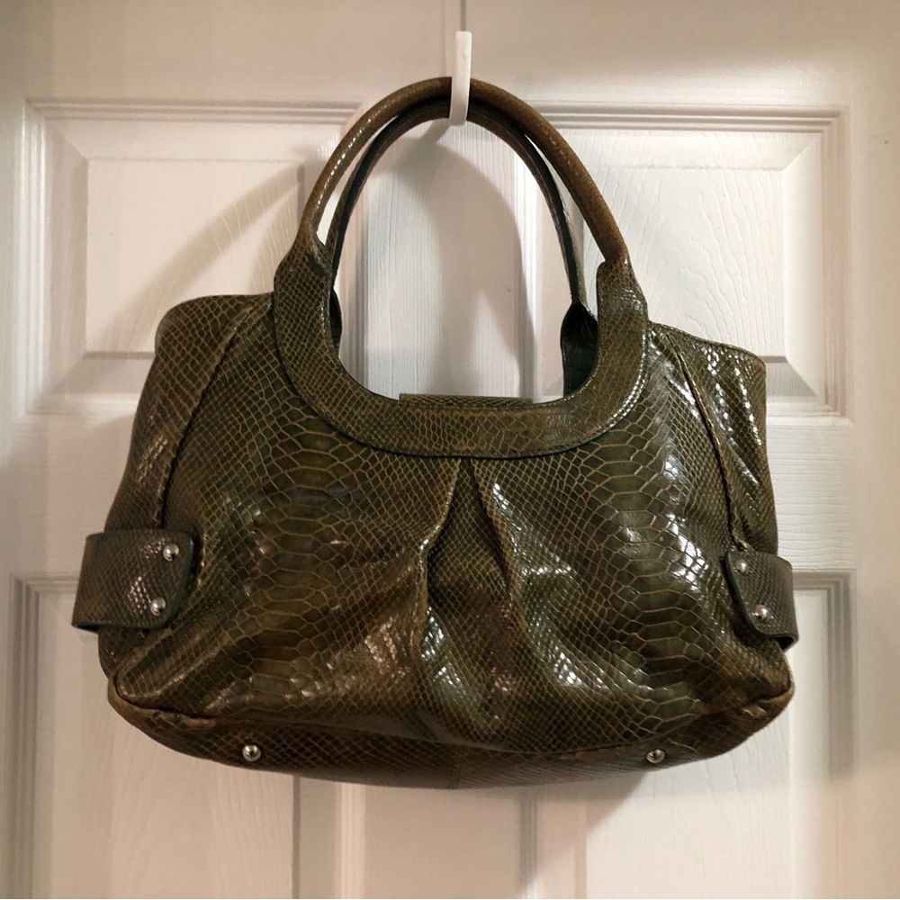 Olive green Danier leather purse